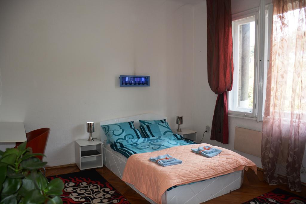 Cozy Downtown Apartment Belgrade Exterior photo
